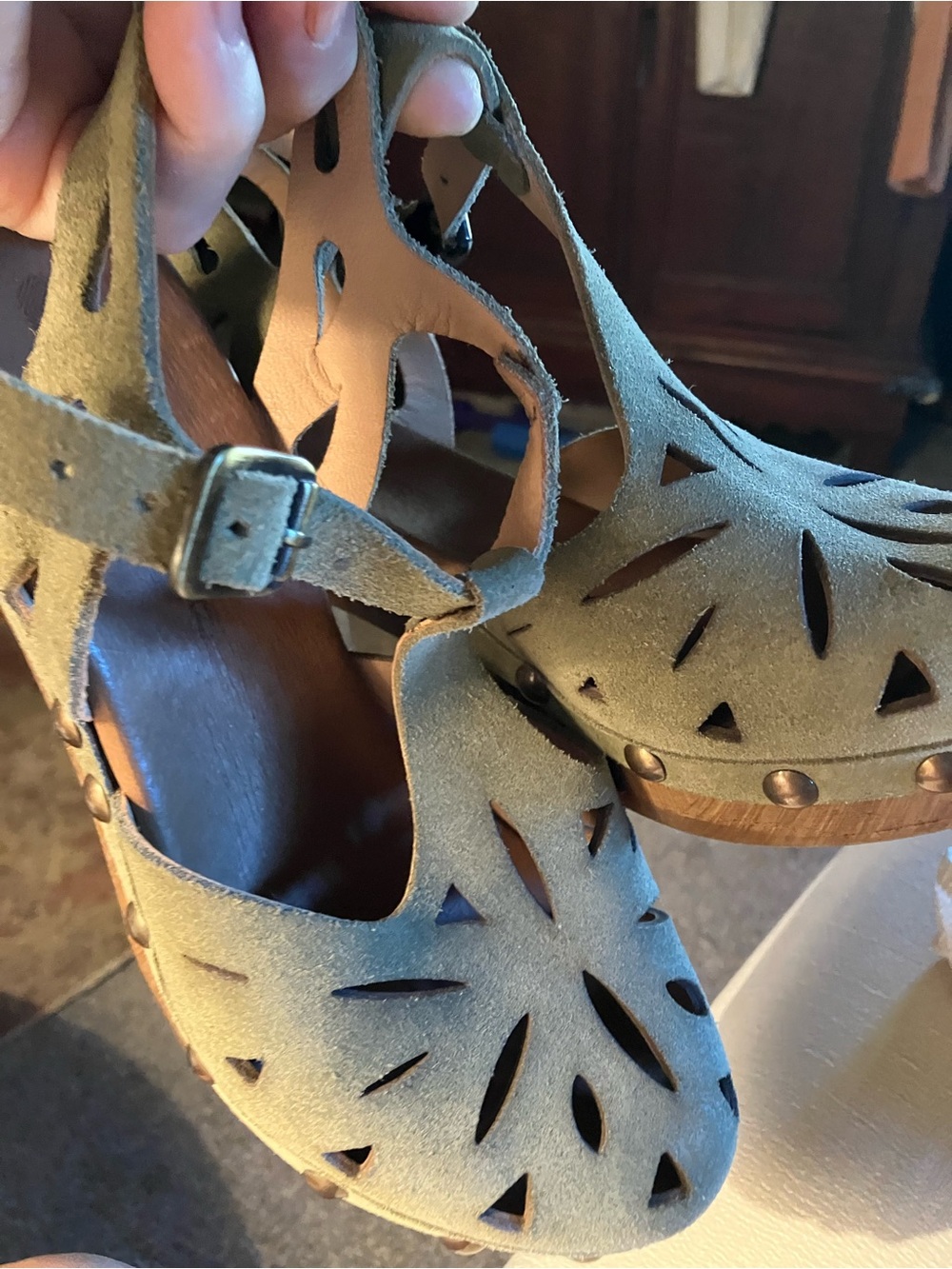 ericmichael light olive heeled sandals